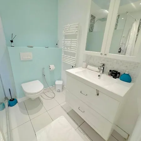 Apartment Magnifique 3 Pieces, 300m De La Plage, Clim, Sauna